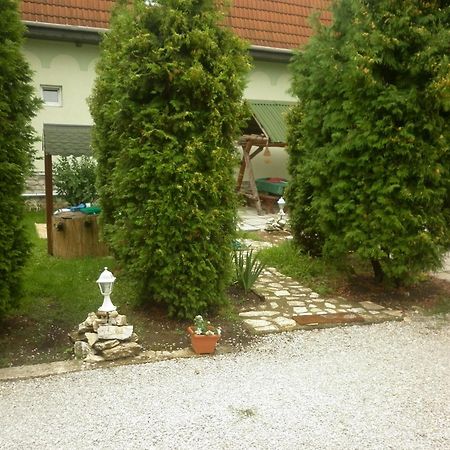 Táltos Vendégház Szilvásvárad Exterior foto